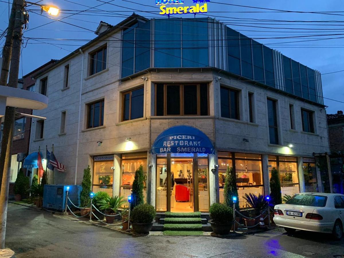 Hotel Smerald Korce Exterior photo